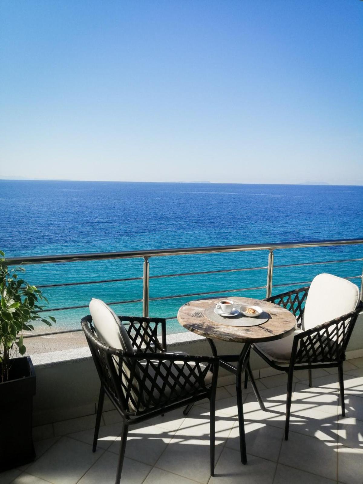 Anel Rooms Himare Esterno foto